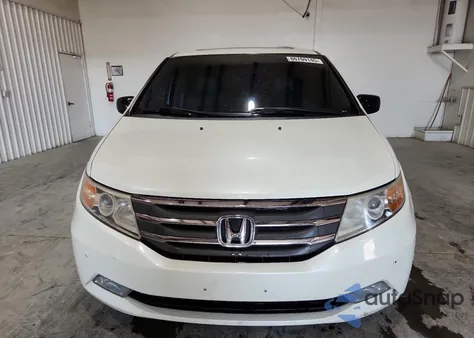 2013 Honda Odyssey Touring из США, поврежденный, VIN 5FNRL5H90DB060222